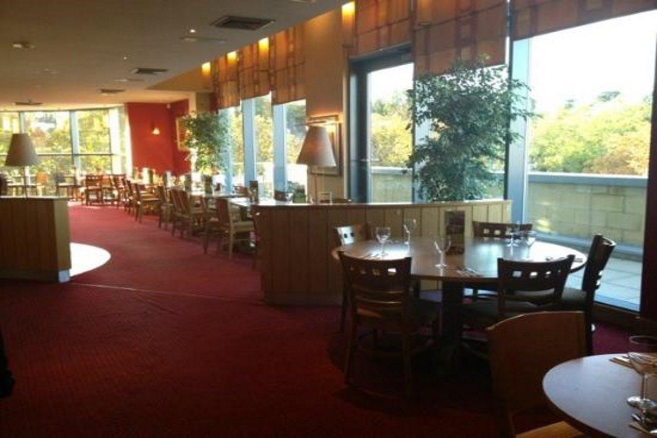 Premier Inn Hemel Hempstead Central Exterior photo